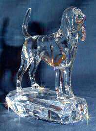 Hand-Sculpted Crystal Statue of Bloodhound 3/4 View